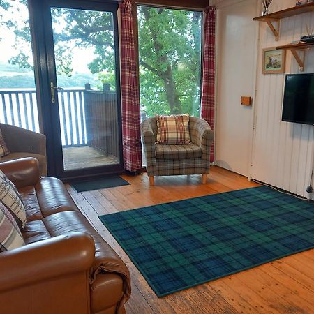 Loch Aweside Forest Cabins Dalavich Экстерьер фото