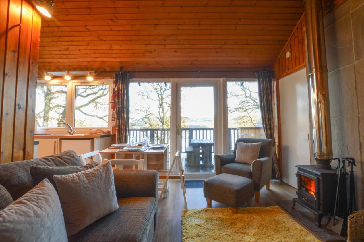 Loch Aweside Forest Cabins Dalavich Экстерьер фото