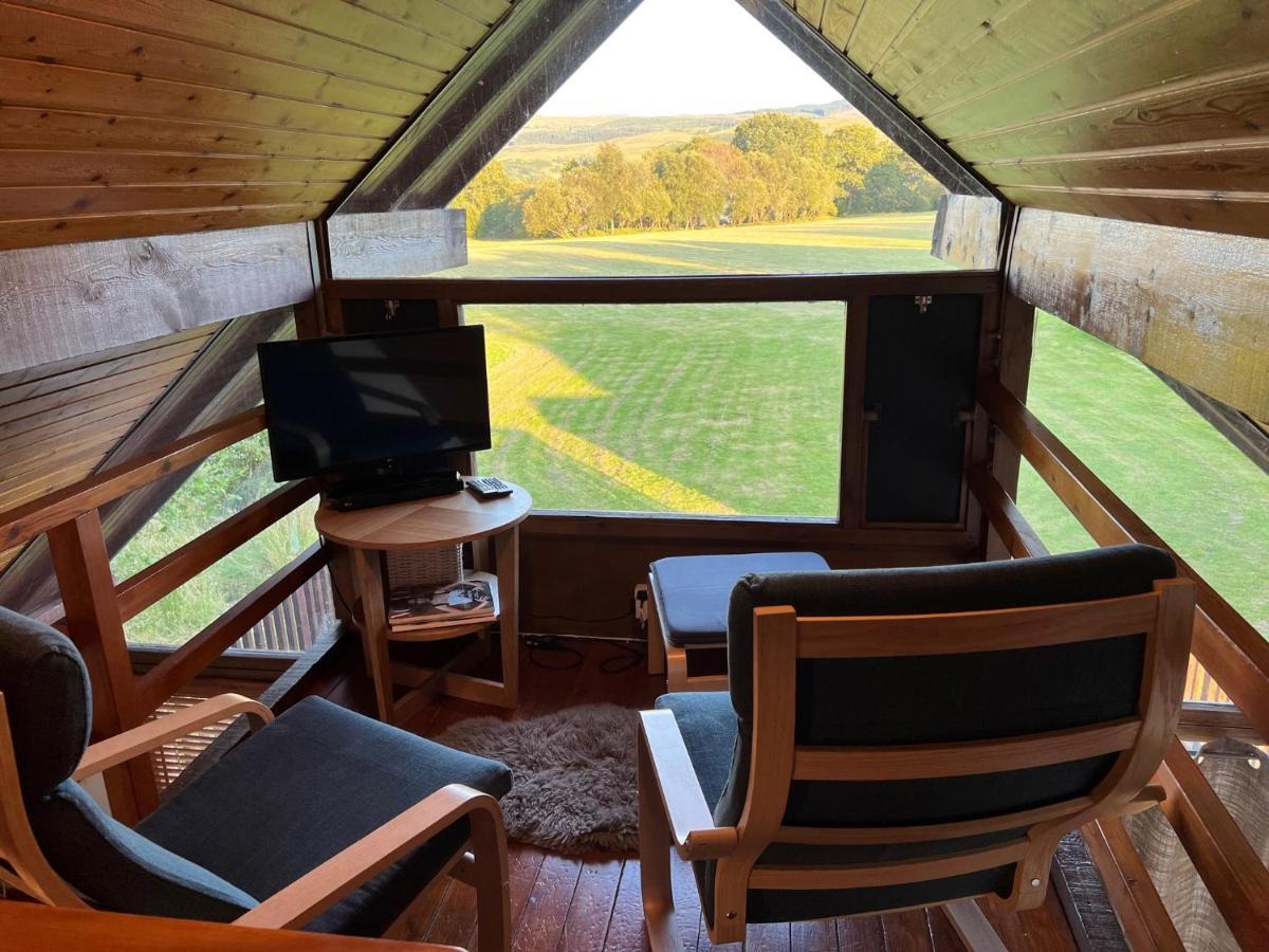 Loch Aweside Forest Cabins Dalavich Экстерьер фото