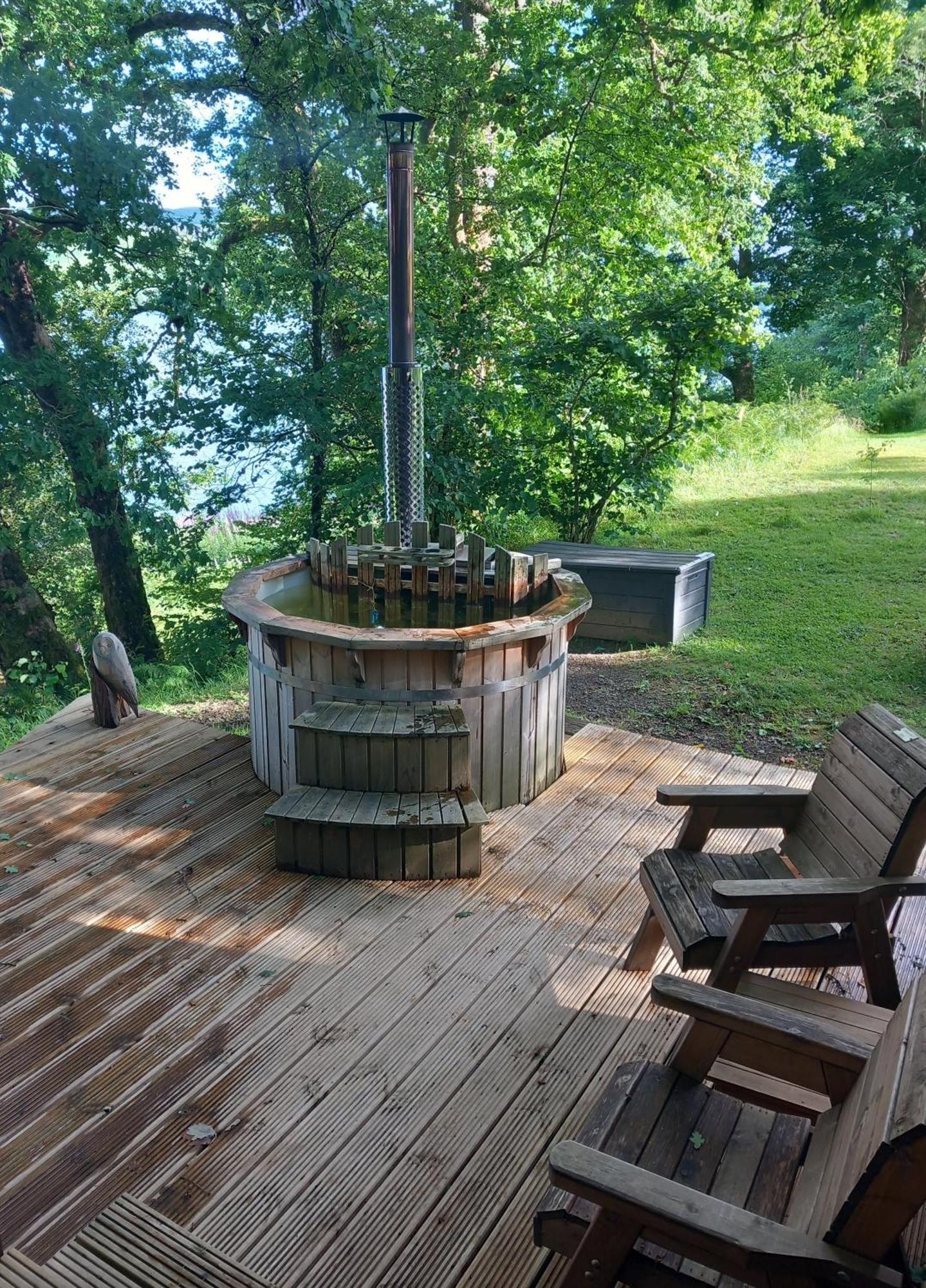 Loch Aweside Forest Cabins Dalavich Экстерьер фото