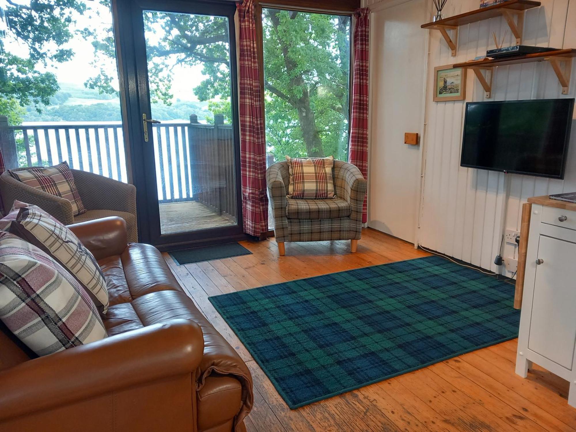 Loch Aweside Forest Cabins Dalavich Экстерьер фото