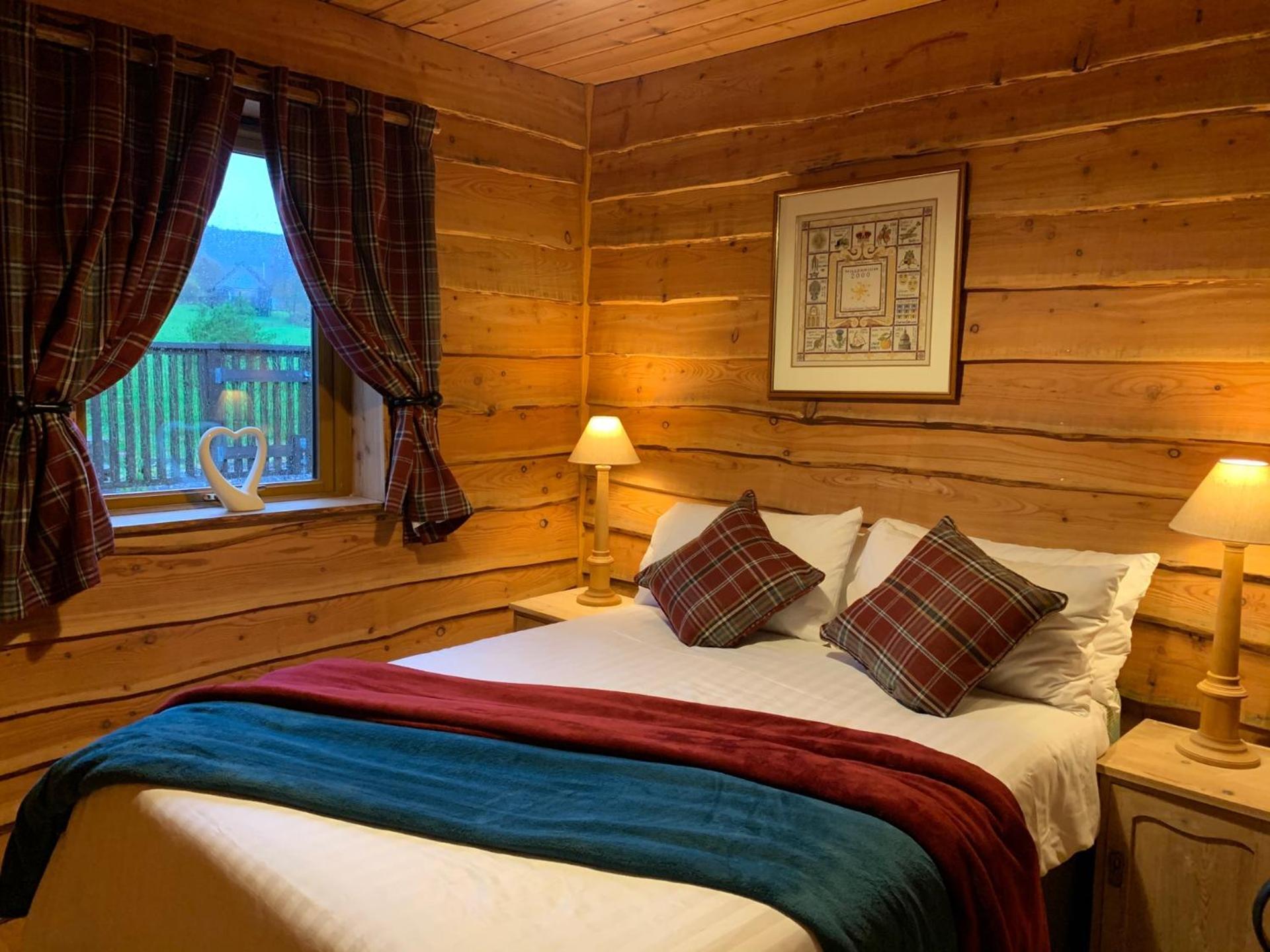 Loch Aweside Forest Cabins Dalavich Номер фото